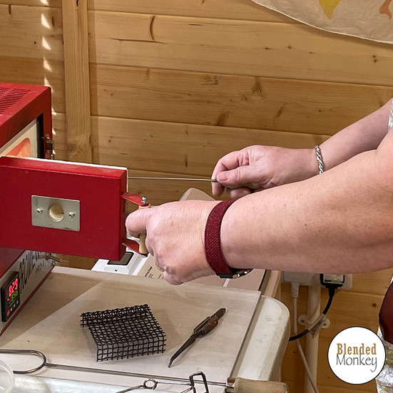 Happy group of enamelling students!