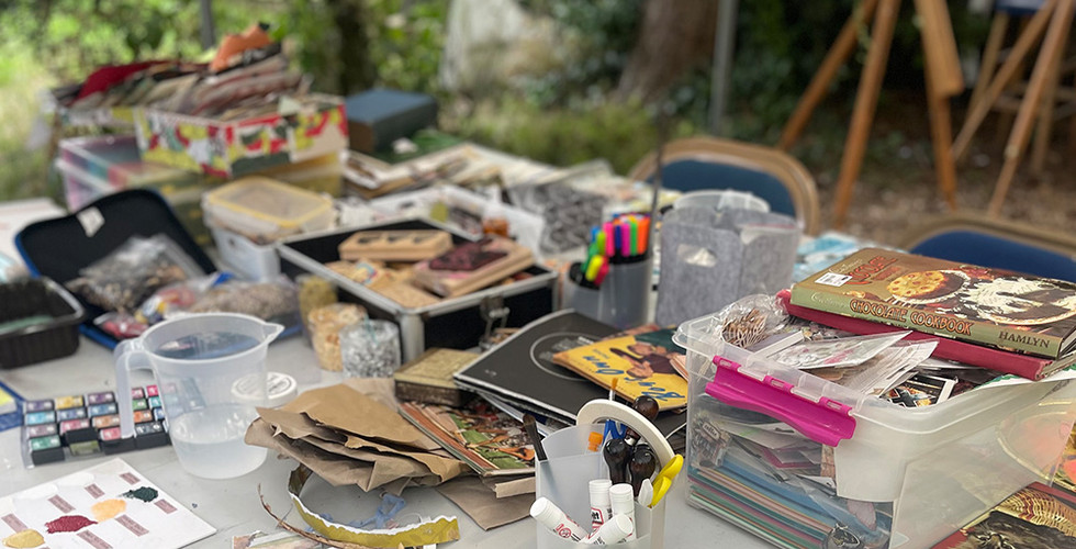 Mixed media workshop at the Blended Monkey Studios - wonderful creative mess