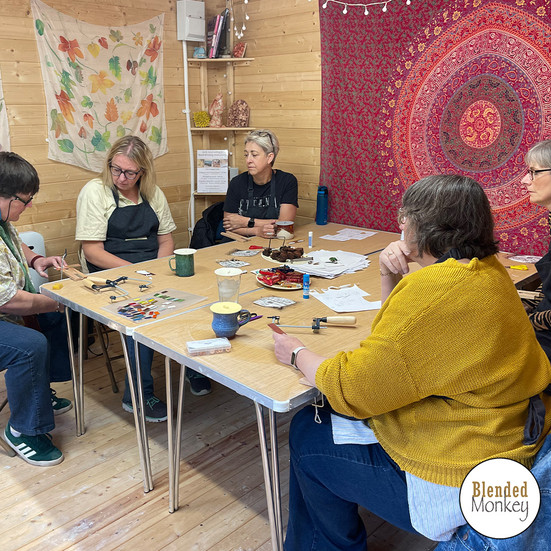Happy group of enamelling students!