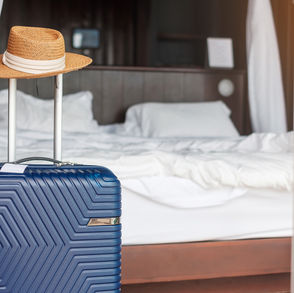 Lifehack Liburan Low Budget: Staycation!