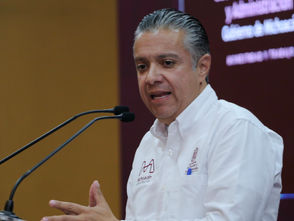 Orientaremos presupuesto al desarrollo de comunidades, municipios y Estado: Luis Navarro