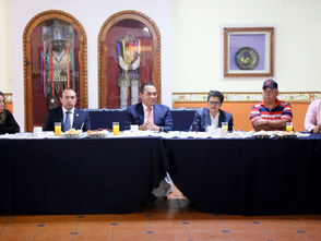 Ofrece Adrián López Solís capacitación especializada a periodistas