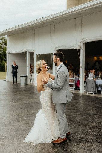 bride and groom dancing on patio in tiffin ohio
