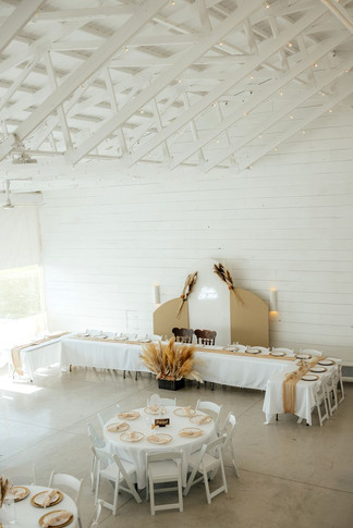 boho nuetral wedding reception in tiffin ohio