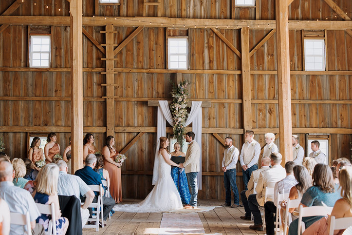 Rustic barn wedding ceremony in northwest ohio