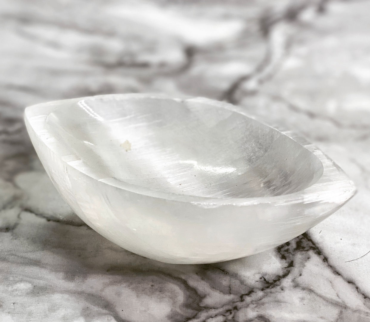 SELENITE BOWL OVAL