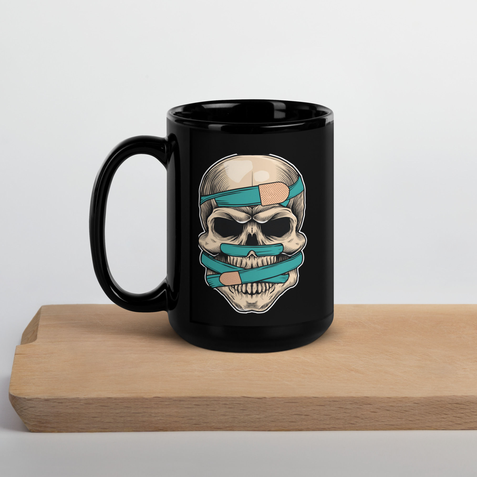 Skull banged up Black Glossy Mug