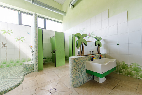 Kinderbad:Duschhaus_Campingpark_suedheide