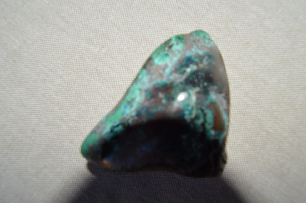 Miniature : Shattuckite