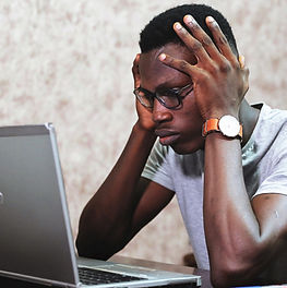 adult-computer-connection-2696299.jpg