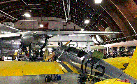 plane museum.GIF