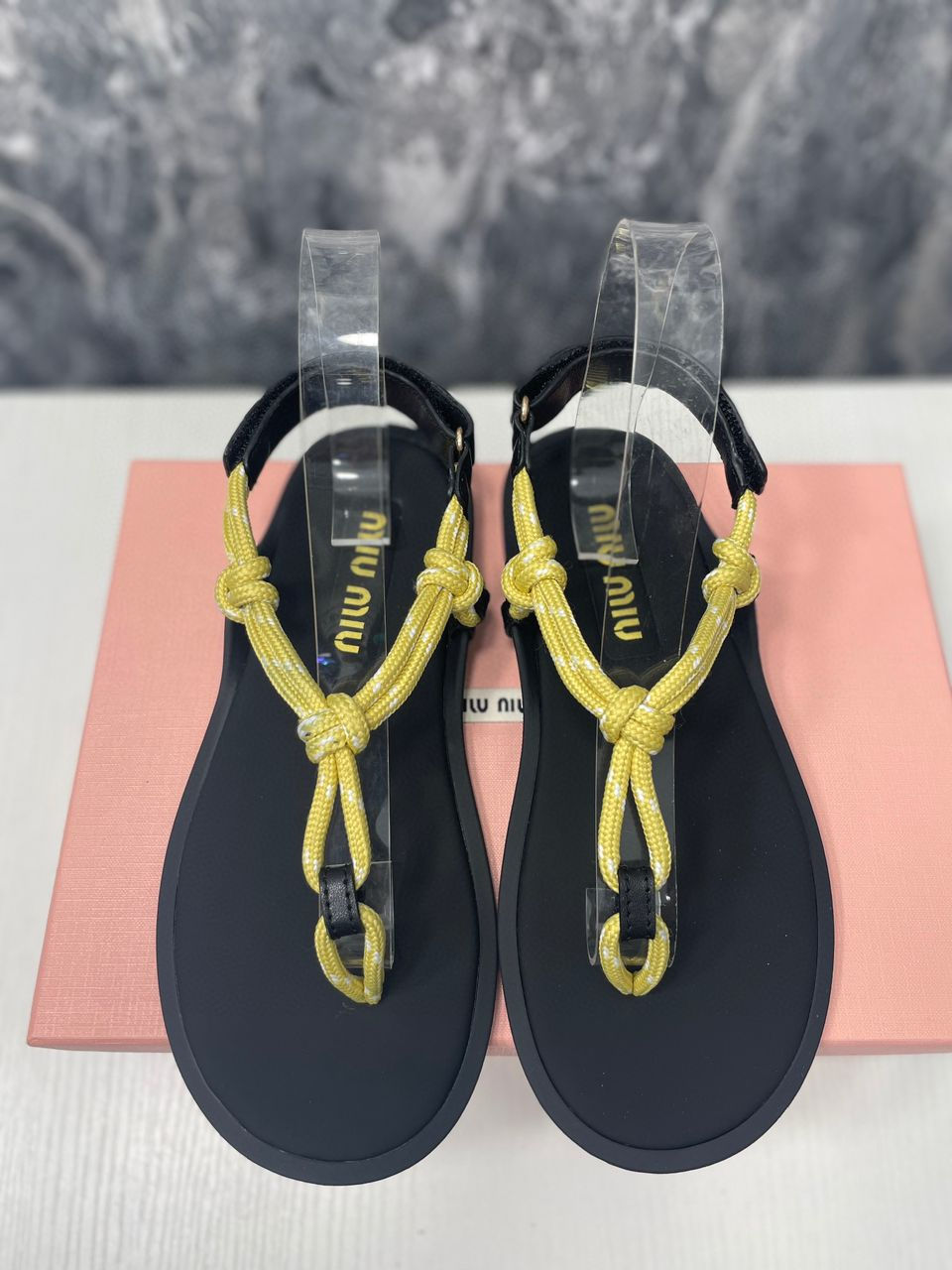 תמונה ממוזערת: Miu sandals