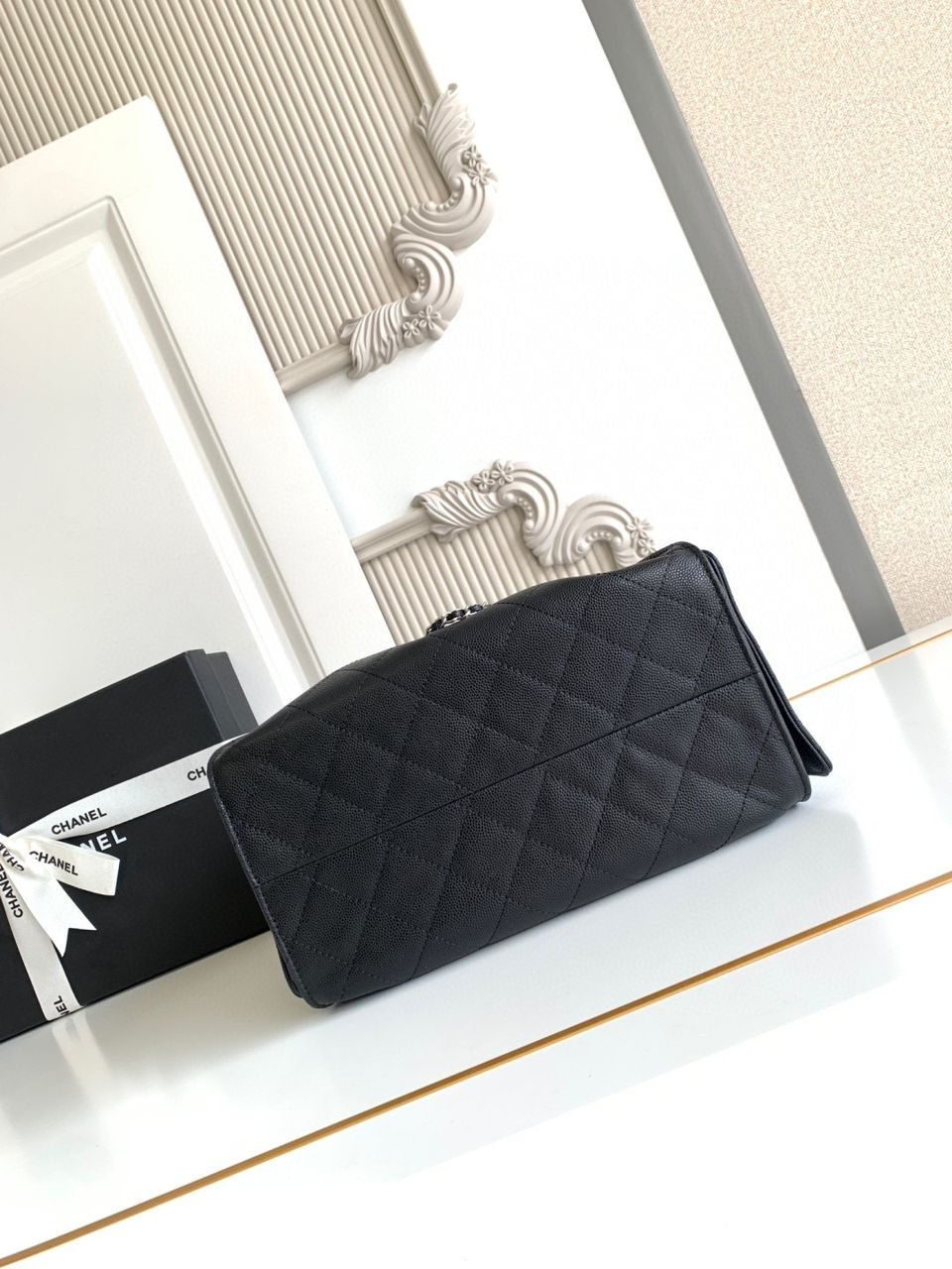 תמונה ממוזערת: Chan bag silver