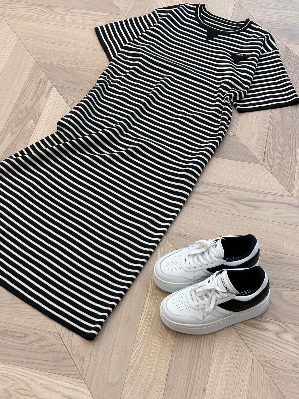 תמונה ממוזערת: Prad dress