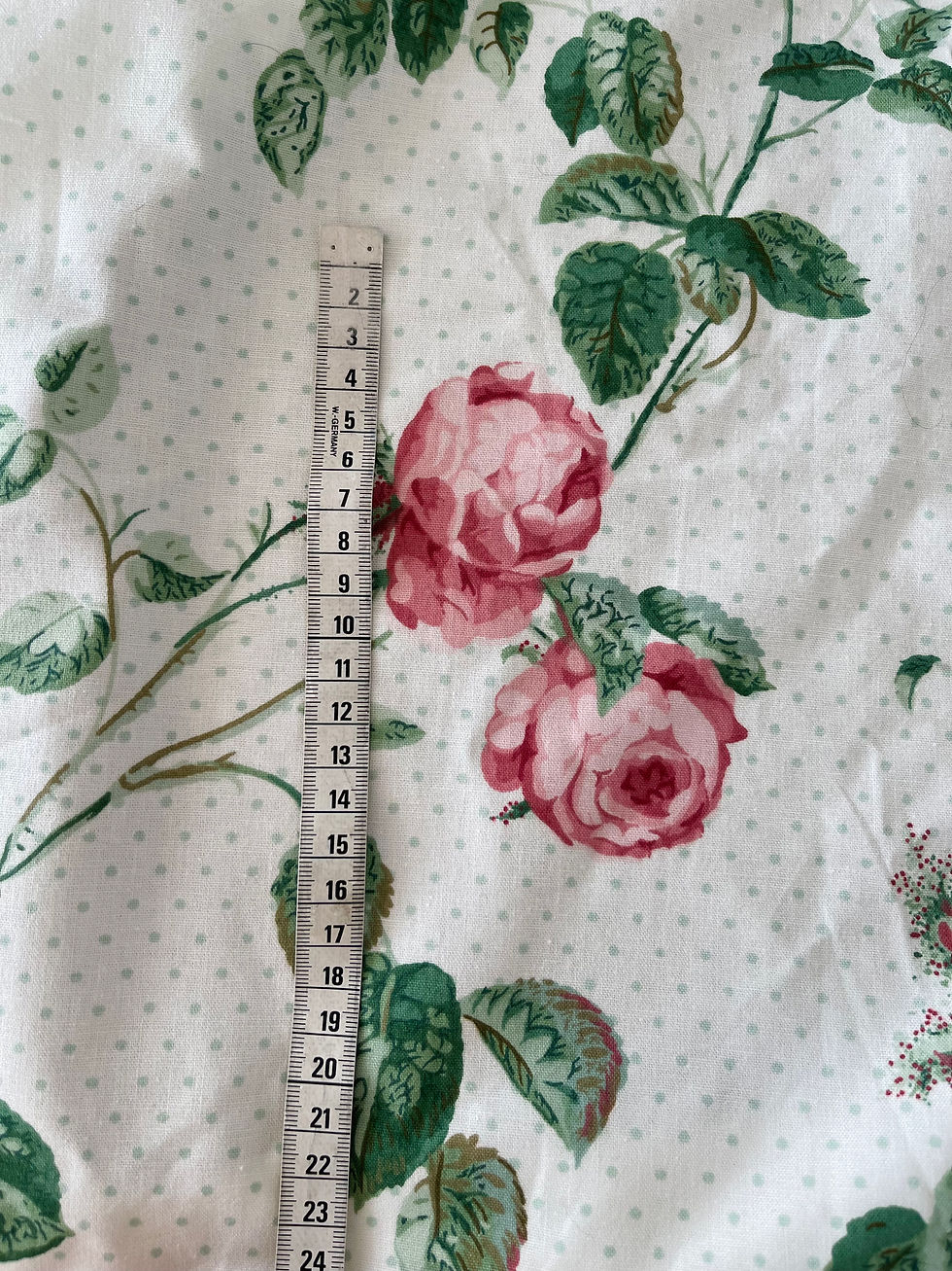 Thumbnail: Large Vintage Sanderson Nimbus Fabric