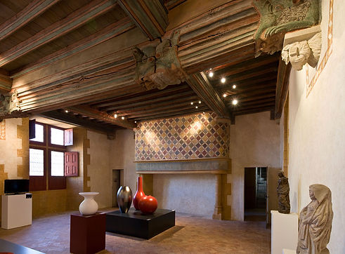 Le prieuré la grande salle.jpg