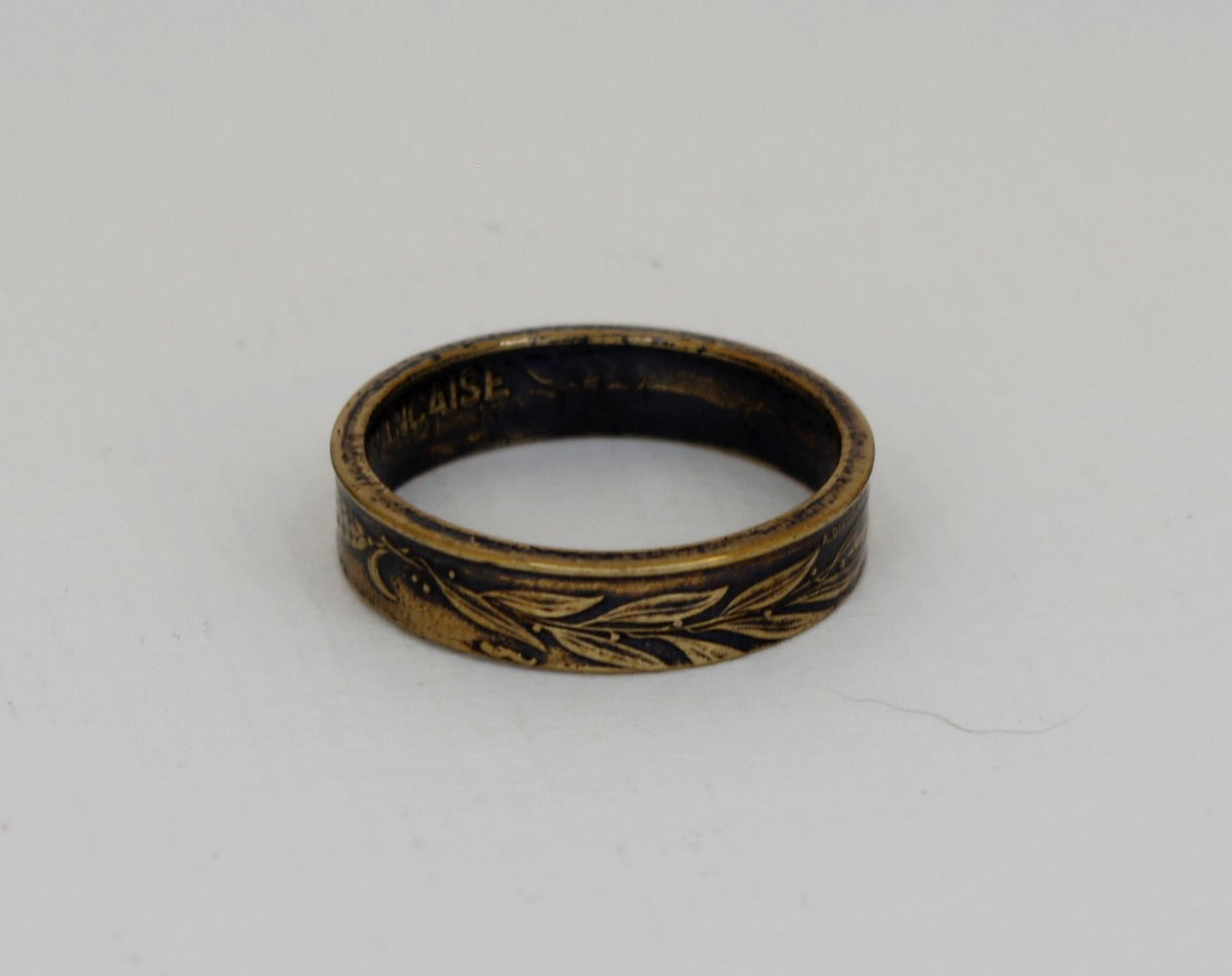 French Centime. 19.50mm UK T