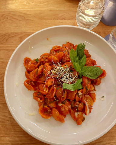 Leckere Pasta in der Pizzeria am Markt by Tarantino in Offenbach, Orecchiette mit Salciccia, pikante italienische Bratwurst .jpeg
