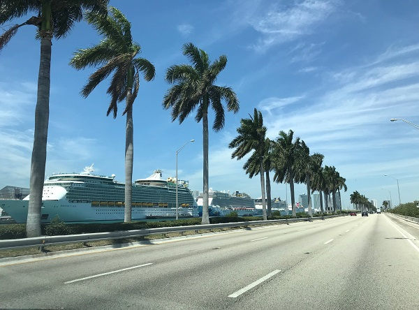 MacArthur Cswy 2