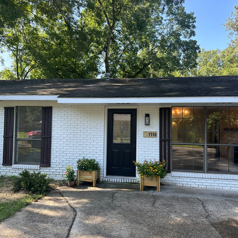 Auction to Elegance | The Mayfield House