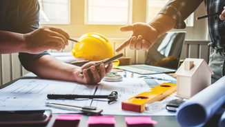 Business_Engineers Advising Contractors.jpeg