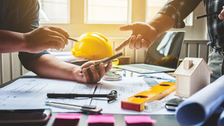 Business_Engineers Advising Contractors.jpeg