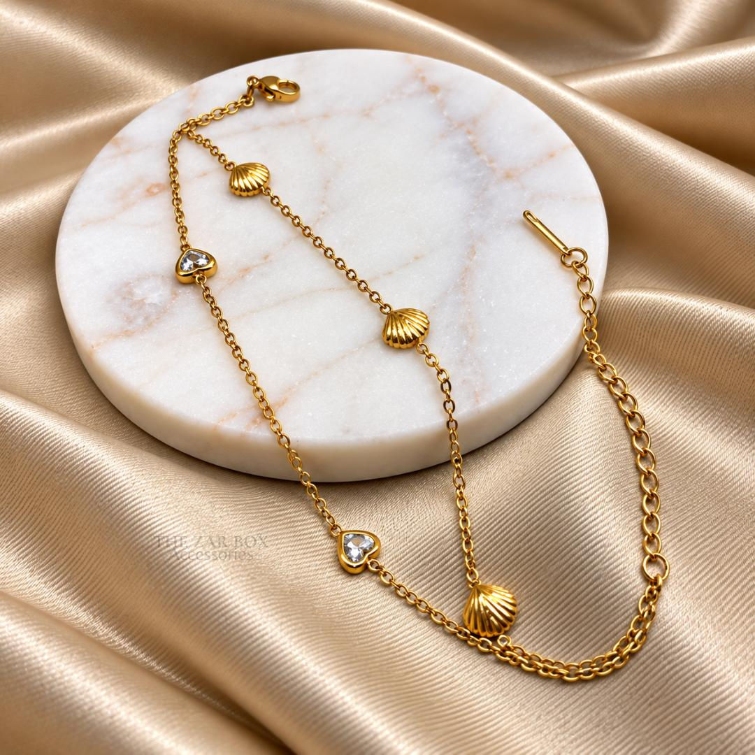 Shell & Hearts Bracelet