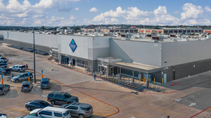 Costco vs. Sam's Club in 2026: A Comparative Analysis of the U.S. Club Market
