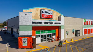 U-Haul: From 30 Trailers to a $20.5 Billion Real Estate Empire