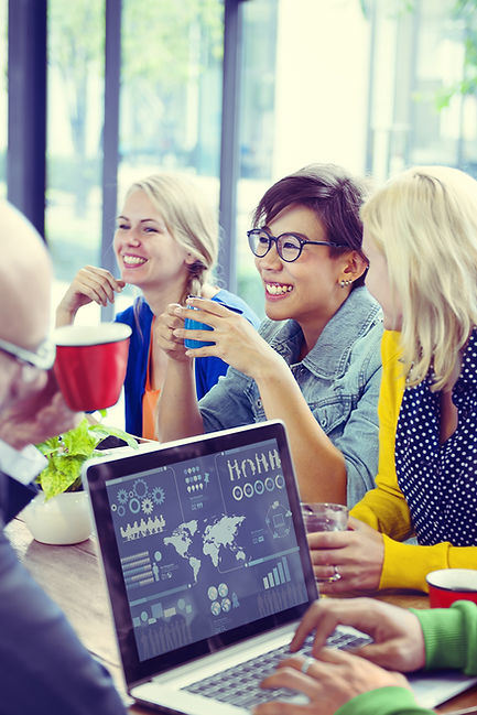 Scène de discussion sur le travail d'équipe