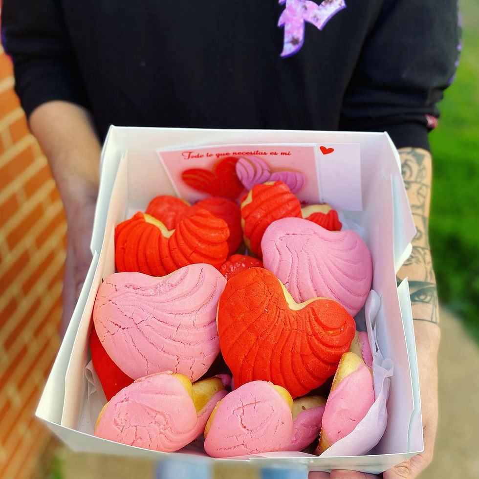 Thumbnail: Heart Concha Box 12