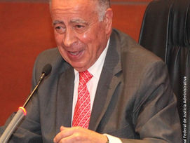 Don Mariano Azuela Güitrón, Integrante Honorario del Colegio