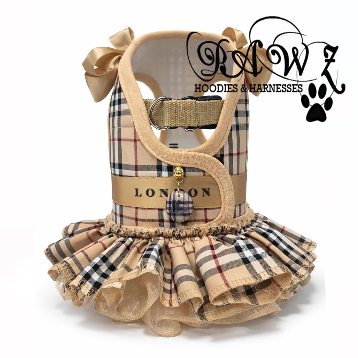 London with Skirt Step in Harness