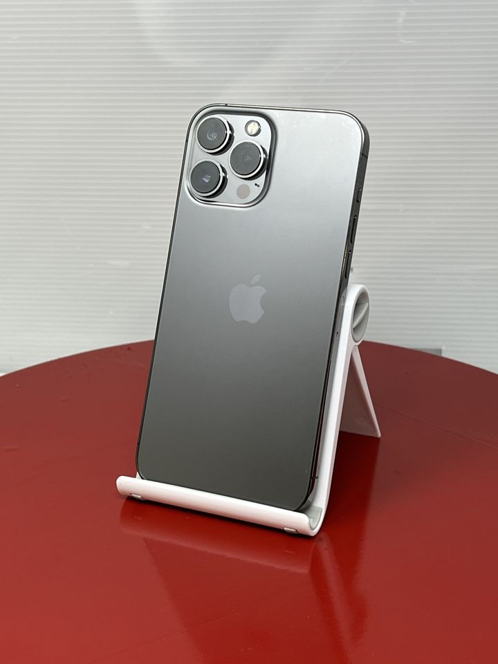 iPhone 13 Pro Max  in London, Ontario