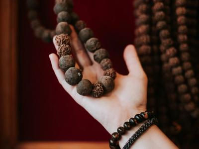 Who should wear rudraksh mala and who should not