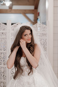 bride/getting/ready