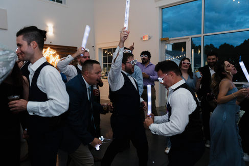 dance/floor/at/wedding