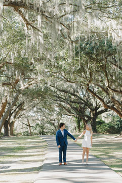 engagement/photos/at/Charlestowne/Landing