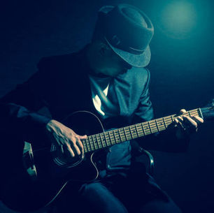 Amplifying the Voices of Canadian Blues: Matt Cooper, The Talking Blues Podcast, and Erin McCallum