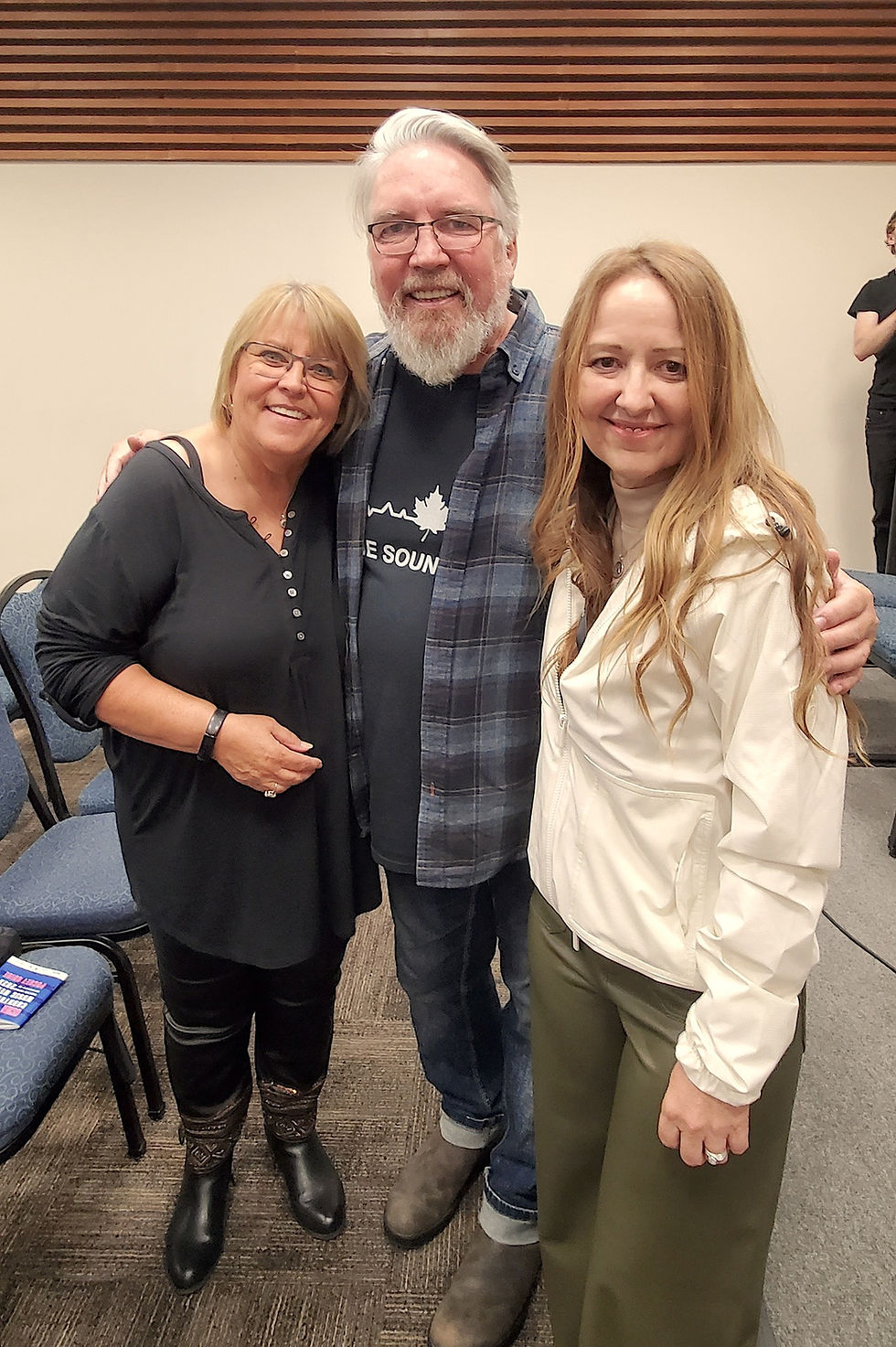 Anne & Stevie Connor with Andrea England.