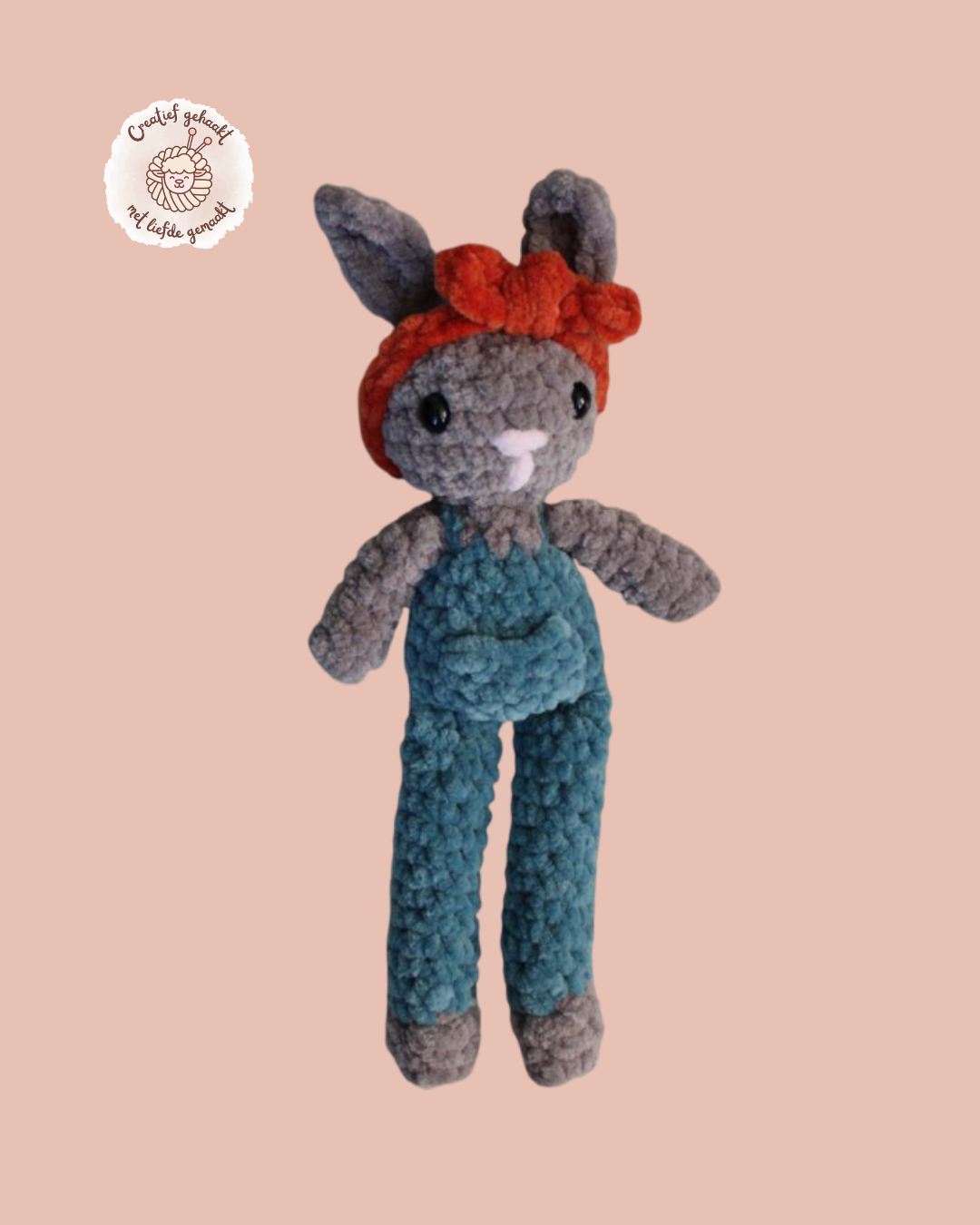 Konijntje in tuinpak