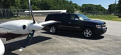 Limousines, cars and vans for airport shuttles