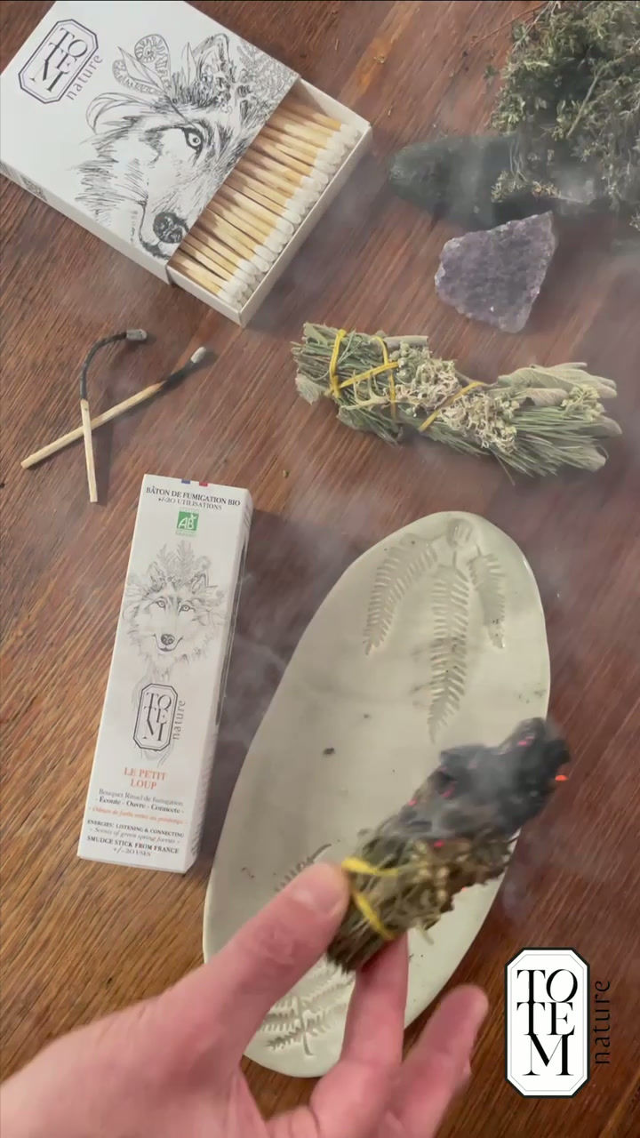 Thumbnail: Bouquet de fumigation LOUP Bâton bio pour purification & connexion