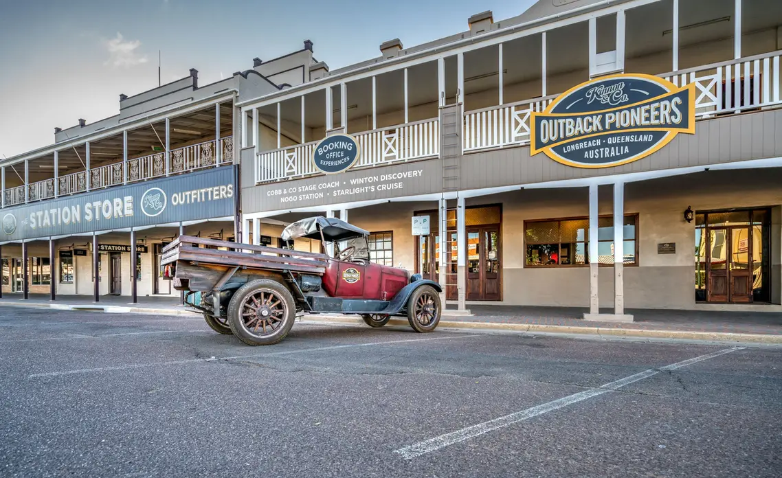 Townsville Photographer in Longreach