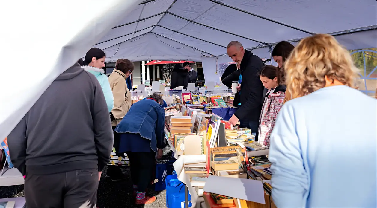 Townsville Photographer at the Clunes Bookfair