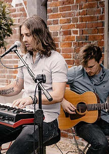 Acoustic Duo performing at a wedding