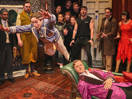 'You're seeing it again?!' - The Joy of being a repeat attender of 'The Play That Goes Wrong' 
