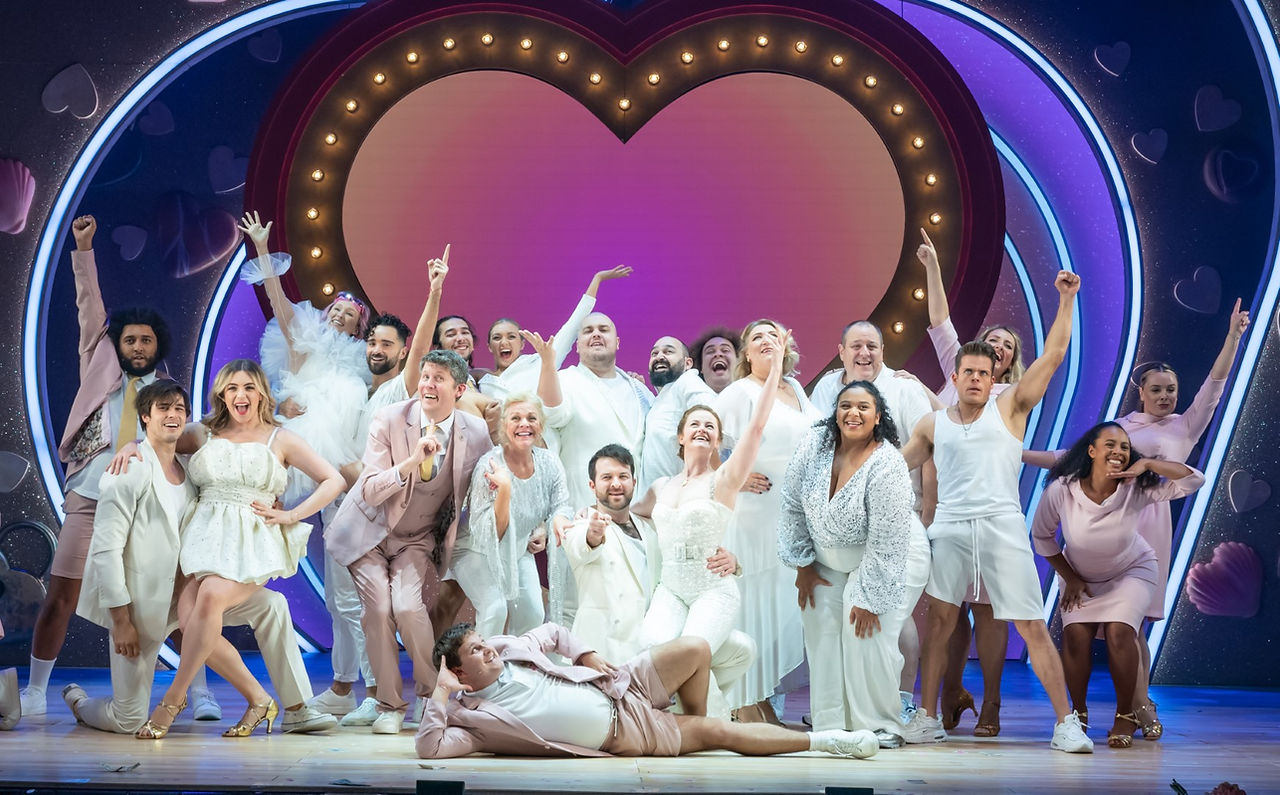 The cast of I should be so lucky