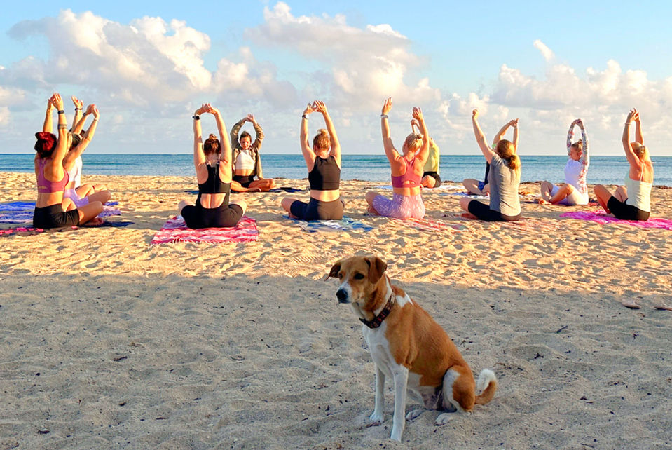 Girls Yoga Class in Kitesurfing and Yoga camp Kite Buen Hombre