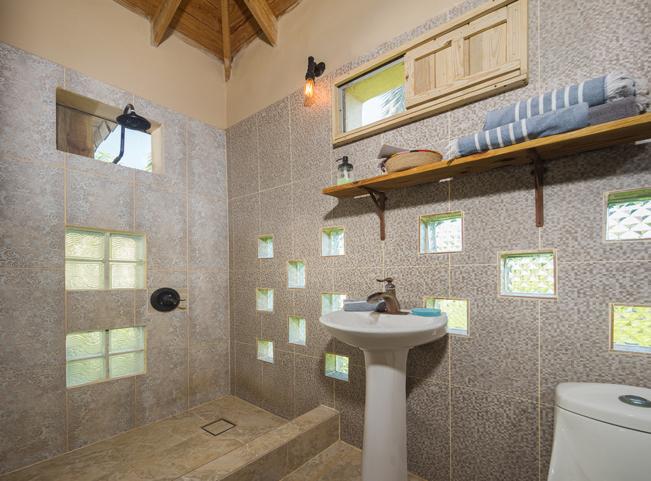 Cabarete Boutique Kite Hotel King Loft Bathroom